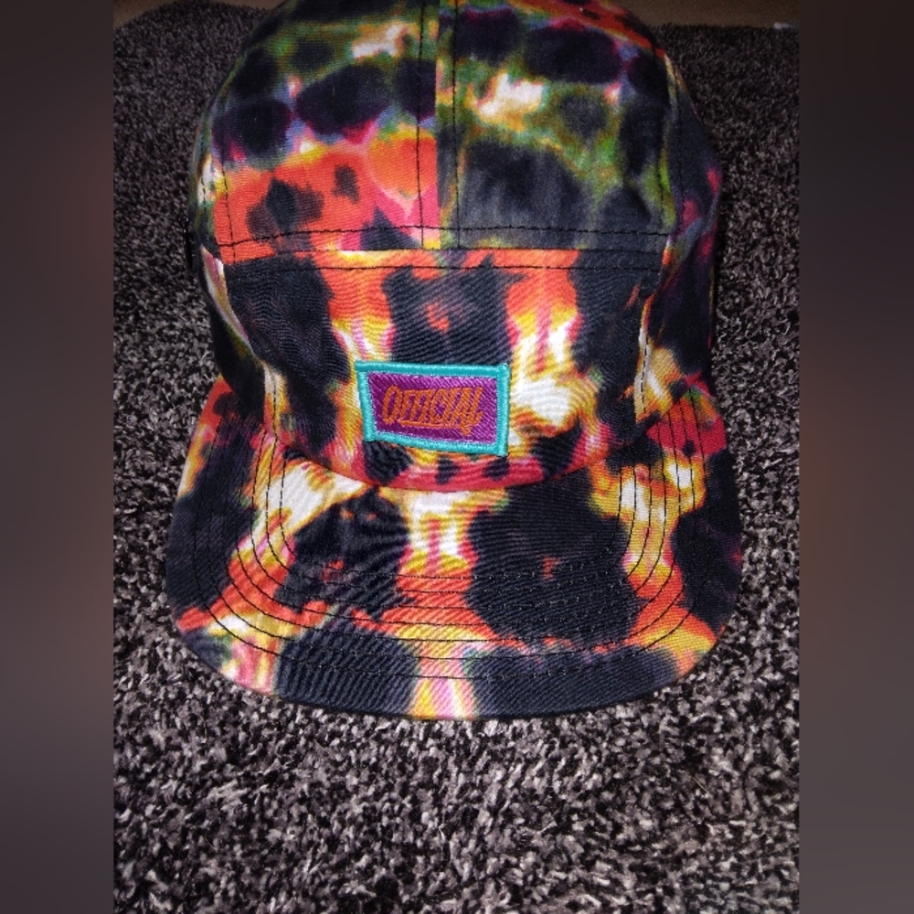 NWOT-Vintage 5 Panel Official Crown of Laurel colorful Print Adjustable Hat